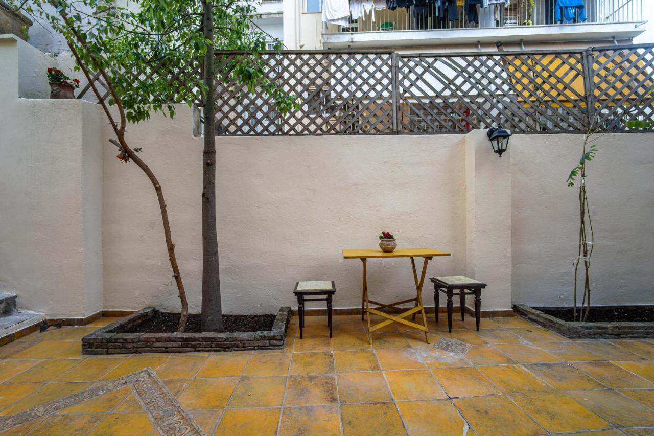 Luxurious Villa At Mets Athens Exterior photo