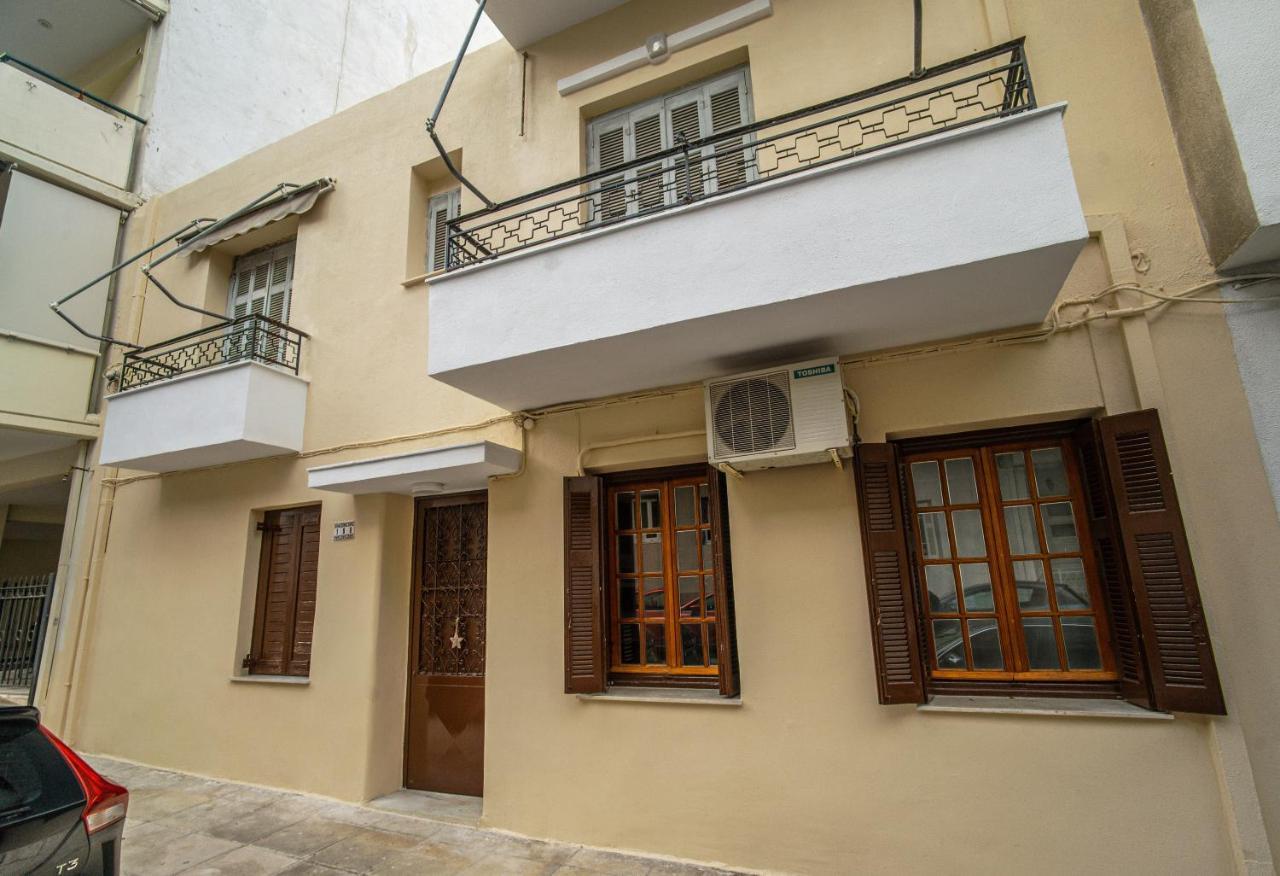 Luxurious Villa At Mets Athens Exterior photo