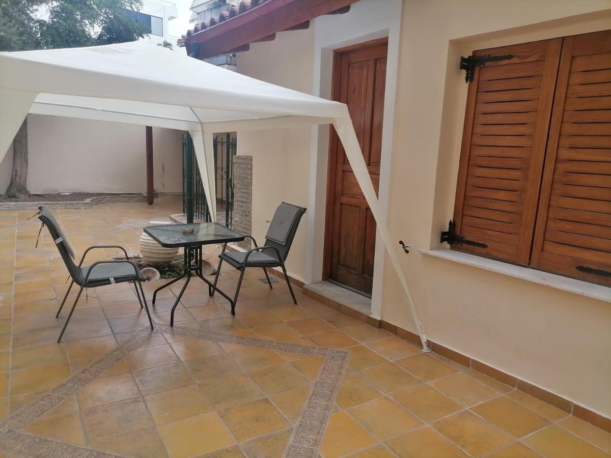 Luxurious Villa At Mets Athens Exterior photo