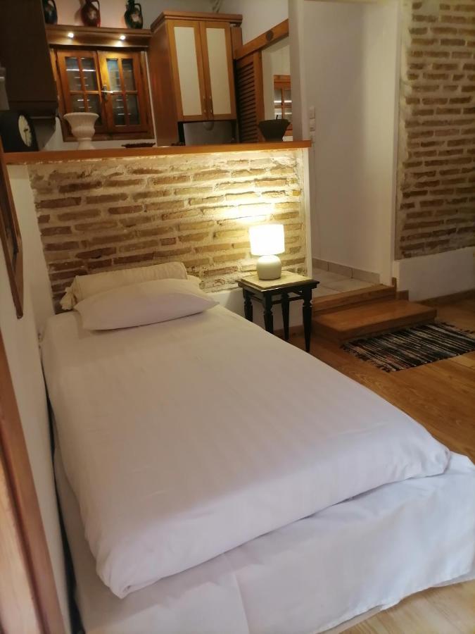Luxurious Villa At Mets Athens Exterior photo