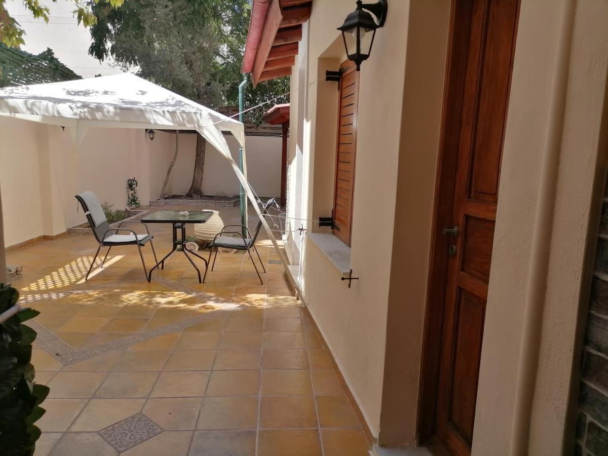Luxurious Villa At Mets Athens Exterior photo